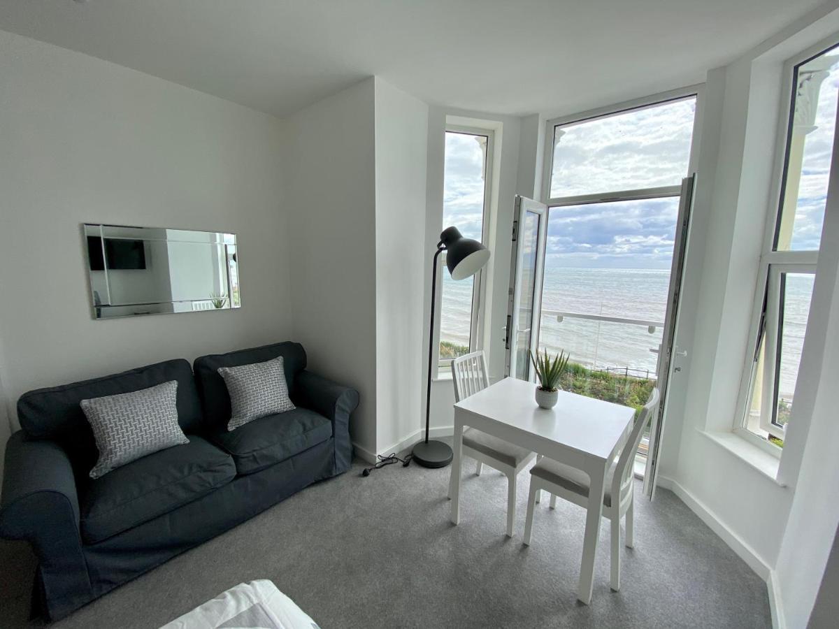 Bridlington Bay Apartments Екстер'єр фото