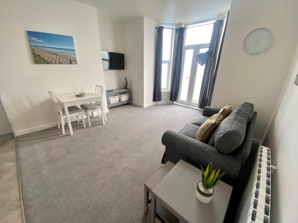 Bridlington Bay Apartments Екстер'єр фото
