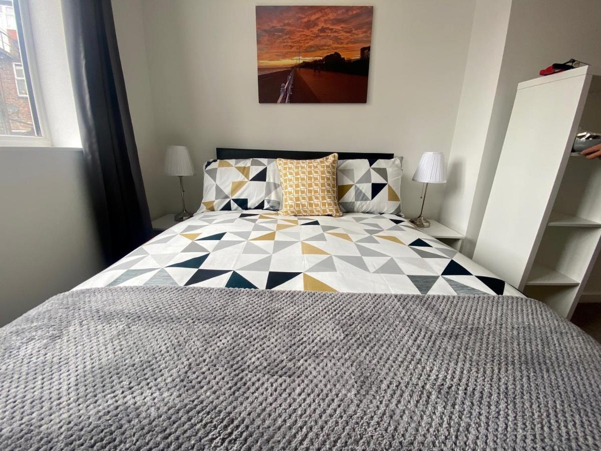 Bridlington Bay Apartments Екстер'єр фото
