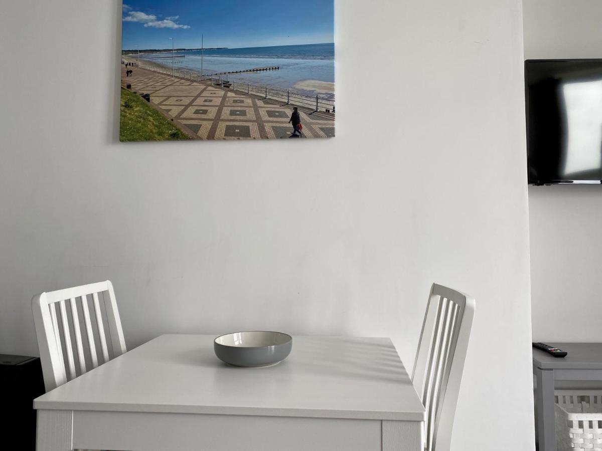Bridlington Bay Apartments Екстер'єр фото