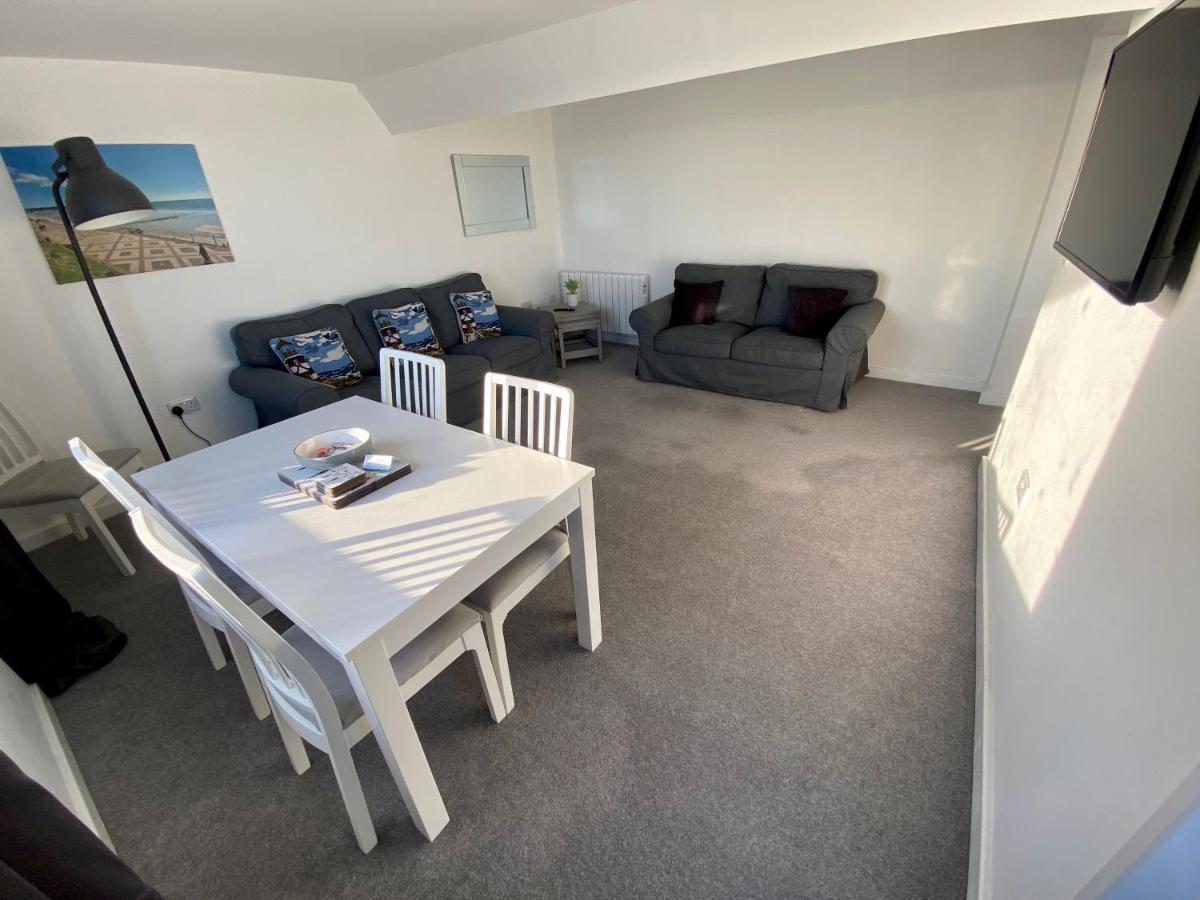 Bridlington Bay Apartments Екстер'єр фото